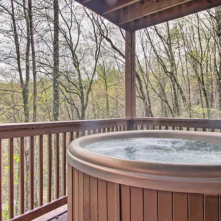 Sevierville Sanctuary Hot Tub, Pool Table And Deck! Exterior photo
