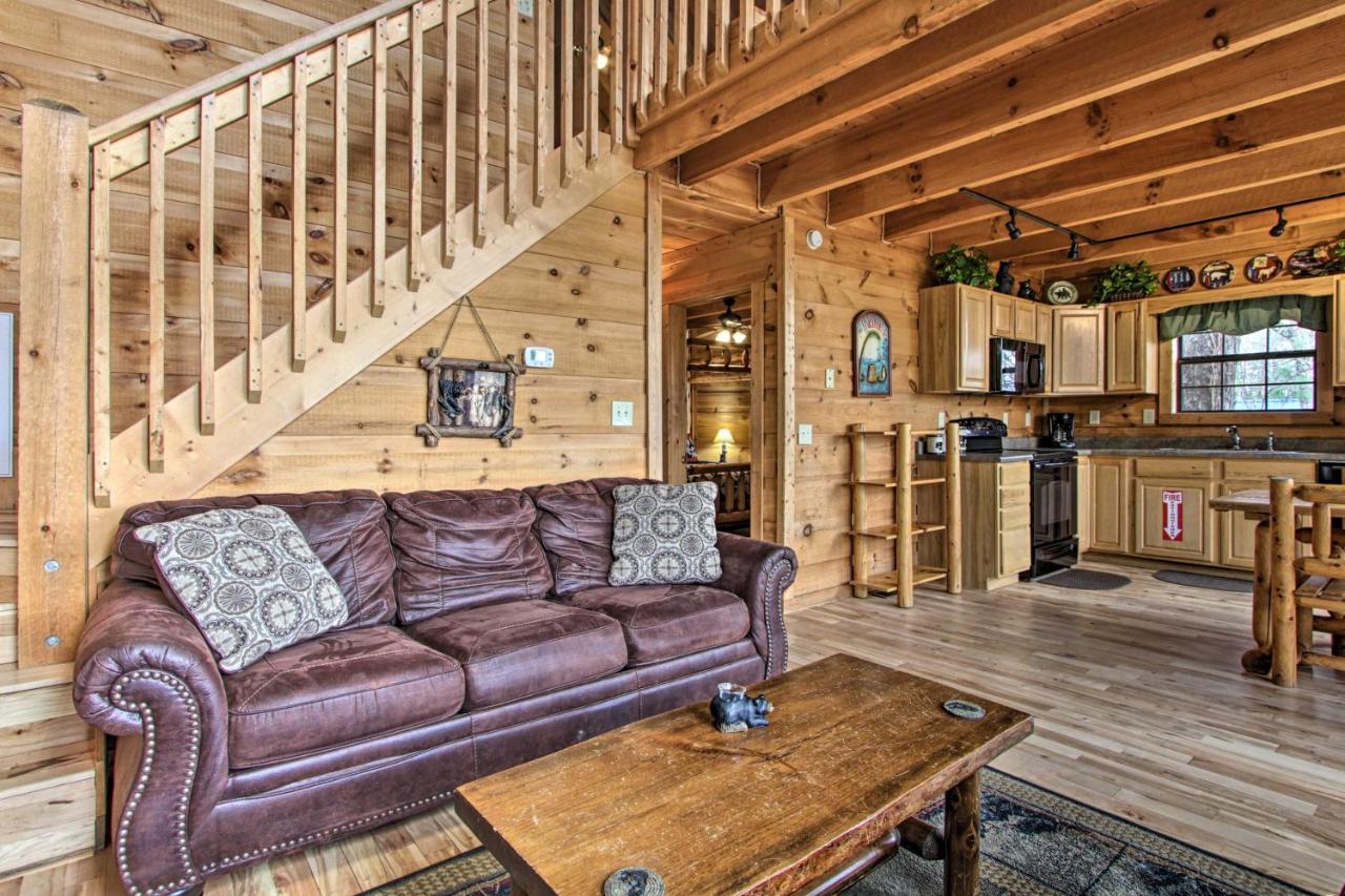 Sanctuary Hot Tub, Pool Table And Deck! Holiday home *